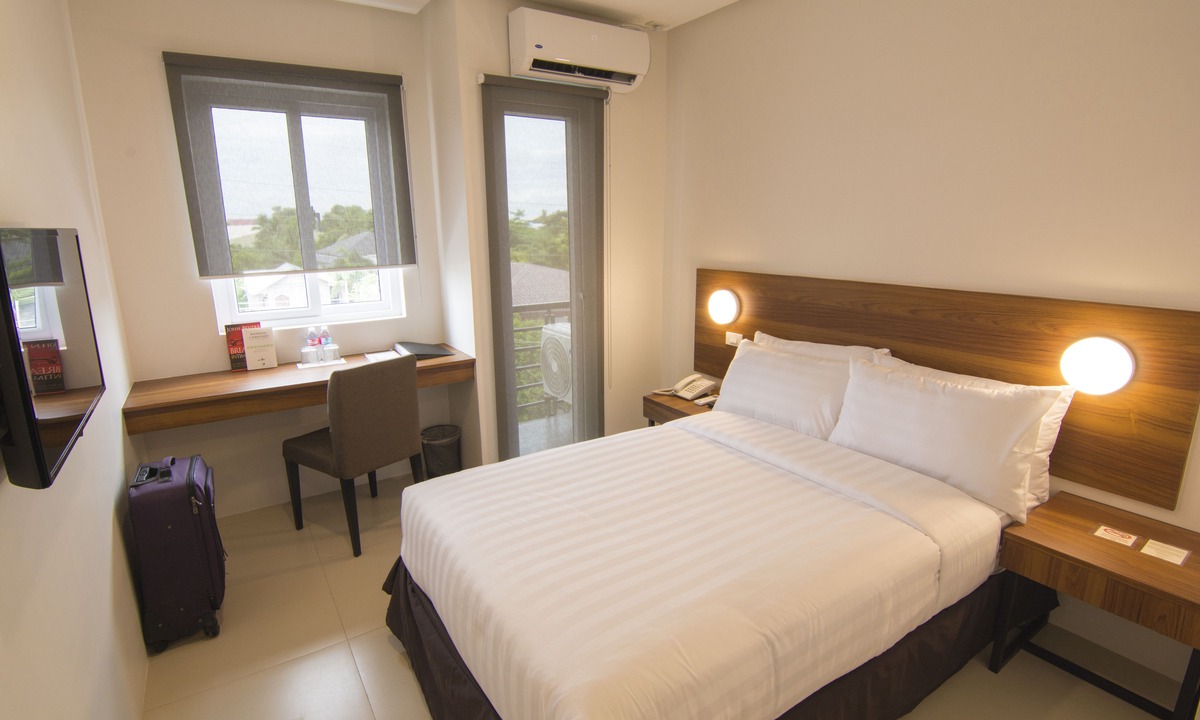 Cauayan Hotel | Mango Suites Cauayan