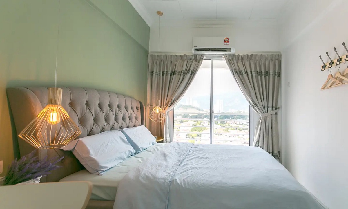 George Town House | Eastern Court 22 by Sanguine