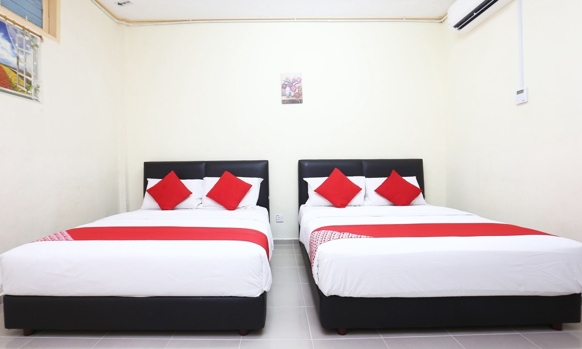 Kampung Kijing Hotel | Super OYO 89640 Hotel Pelangi Marang