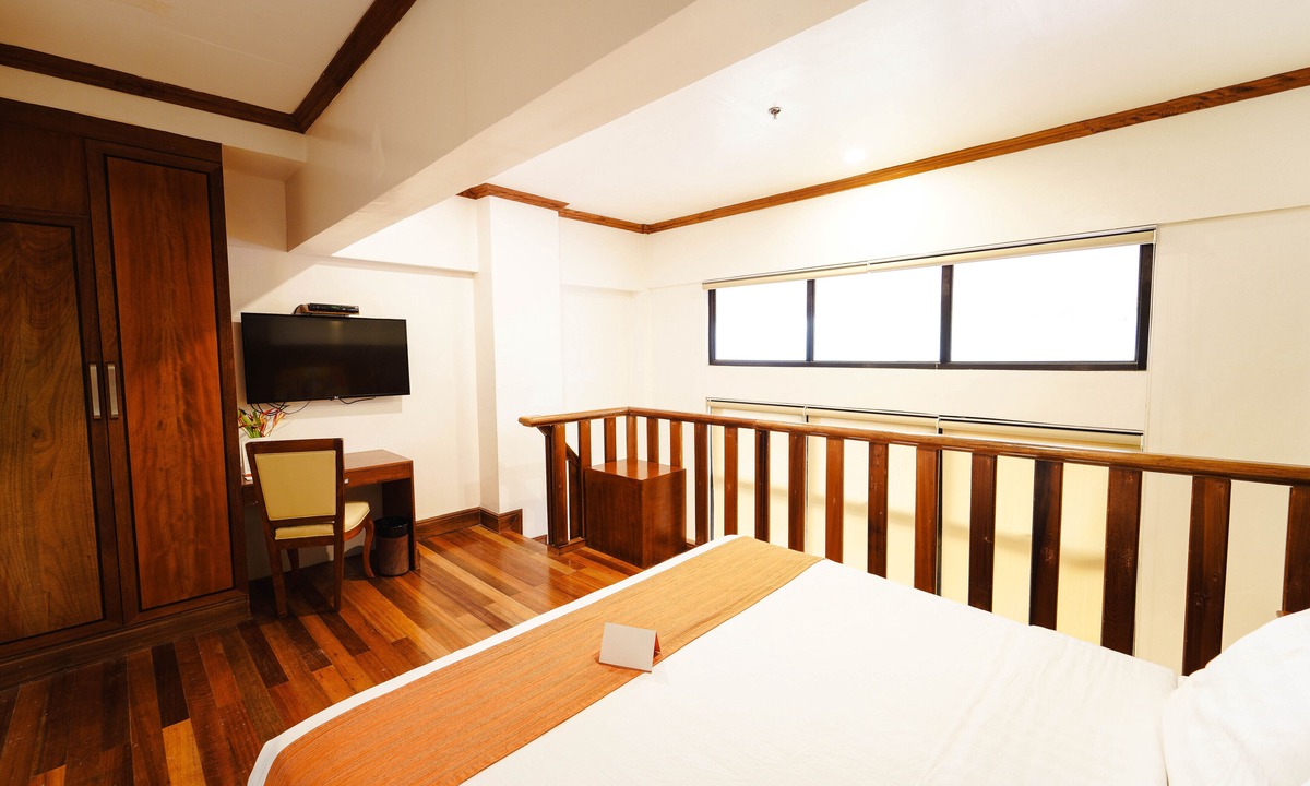 Pansol Hotel | Sol Y Viento Hotel