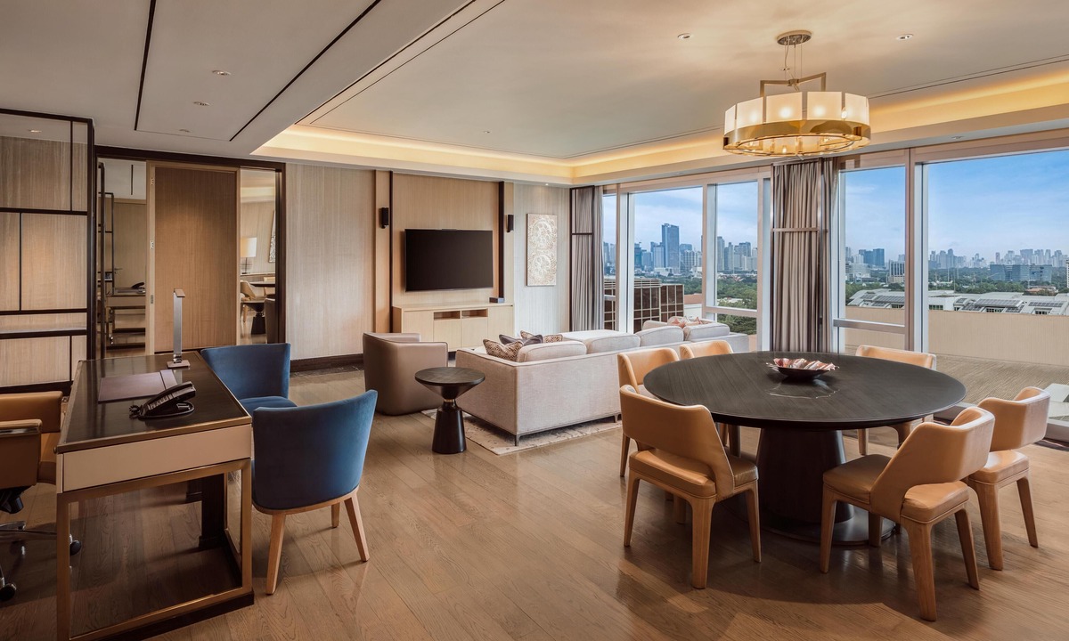 Pasay Hotel | Hilton Manila Newport World Resorts