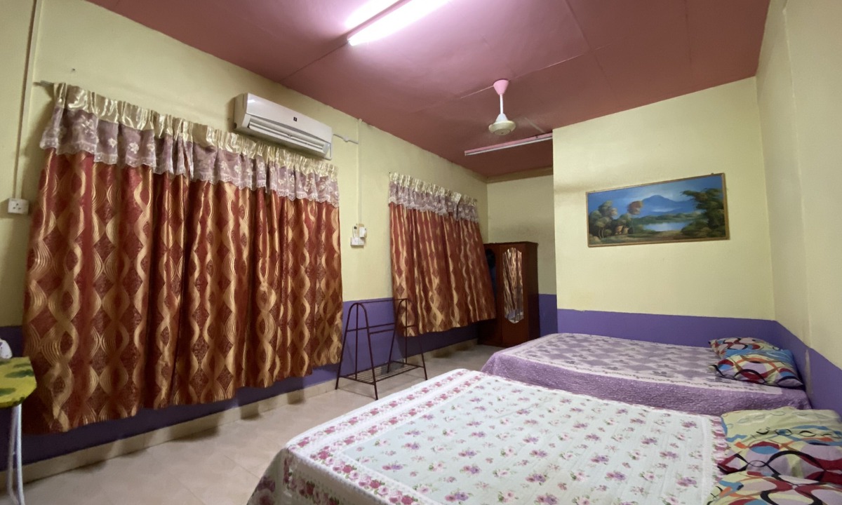 Pasir Puteh Hotel | Berkat GuestRoom