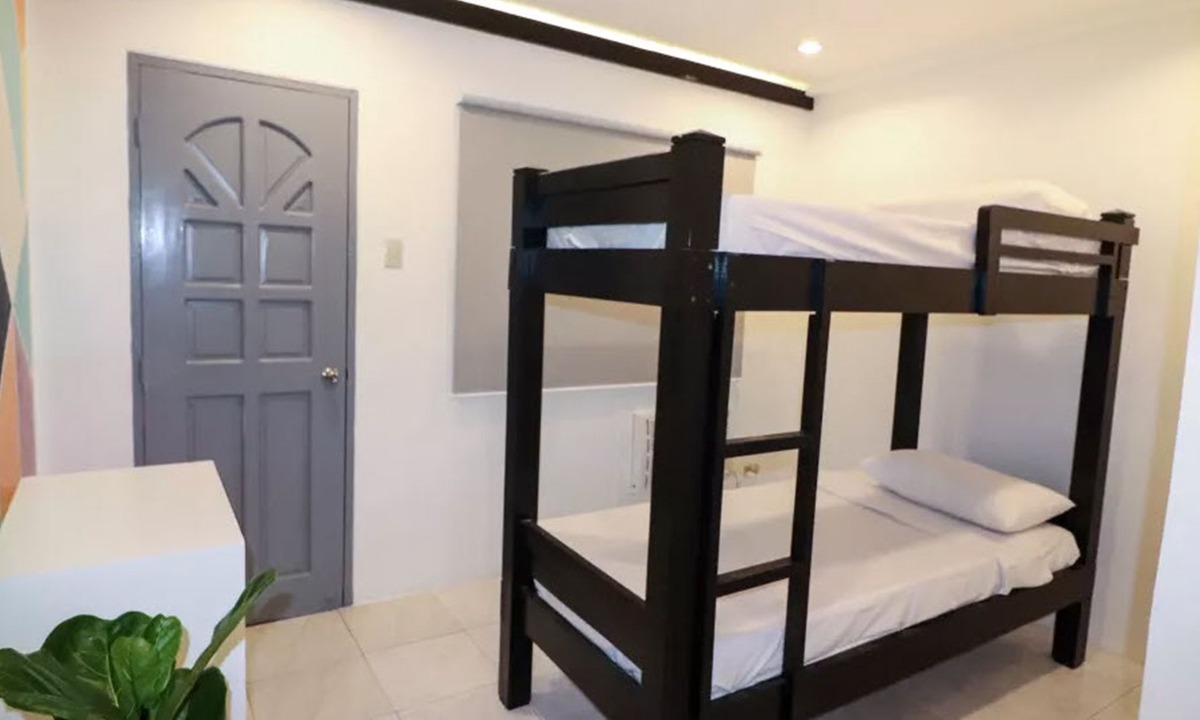 San Andres Bukid Hostel | Ola Hostel Manila