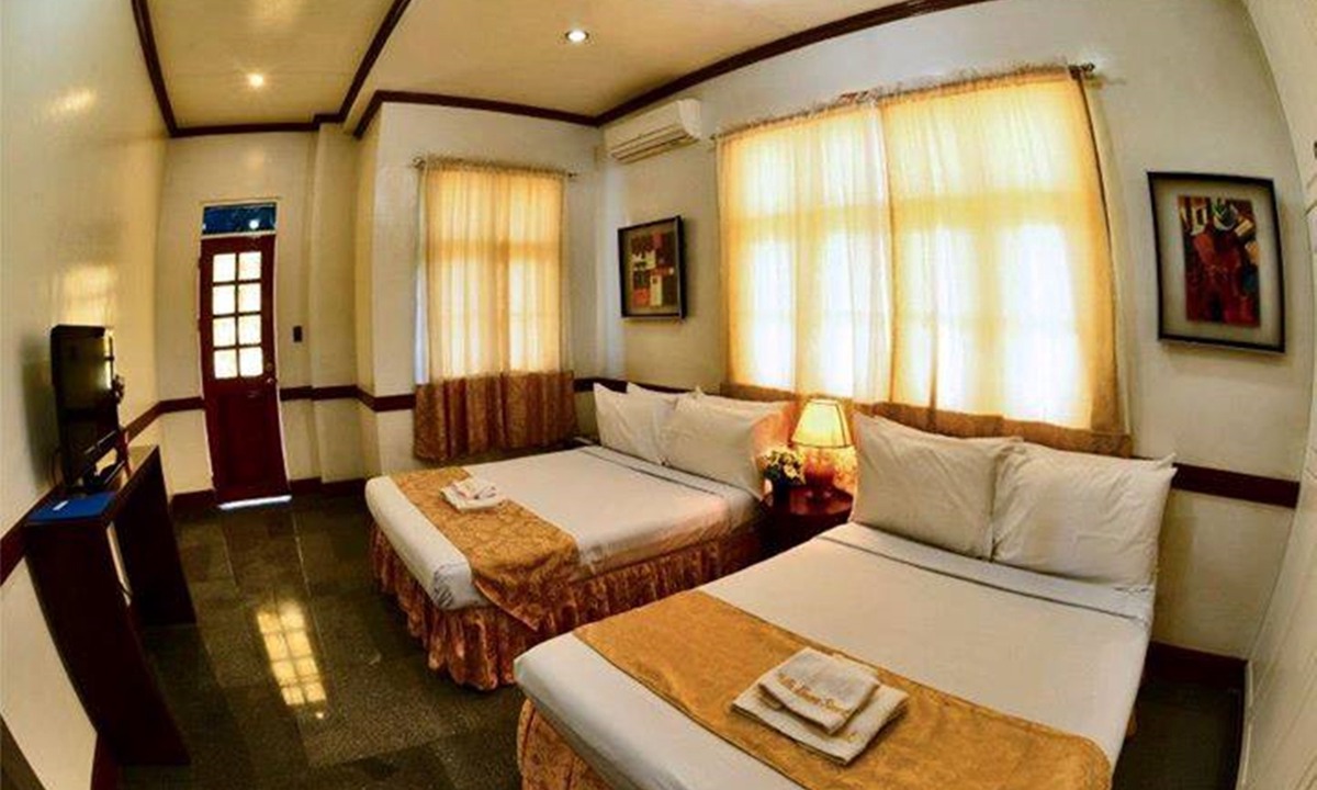 Angono Hotel | Villa Jhoana Resort