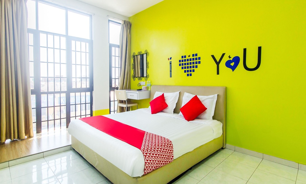 Sekinchan Hotel | Hotel O Purple Town