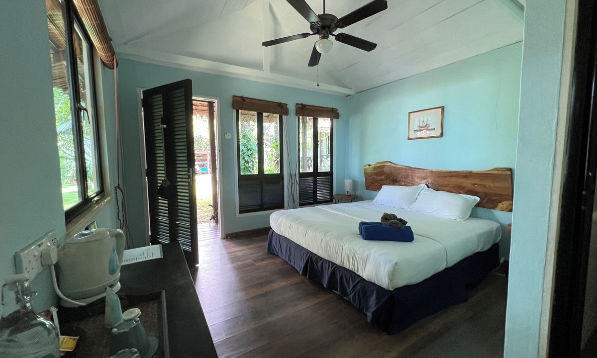 Tioman Island Hotel | 1511 Coconut Grove