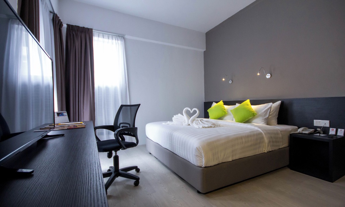 Kampung Kuala Pari Hotel | Manhattan Hotel Ipoh