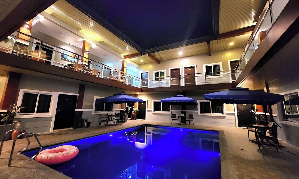 Malabanias Hotel | Jo Carter's Hotel and Suites Angeles City