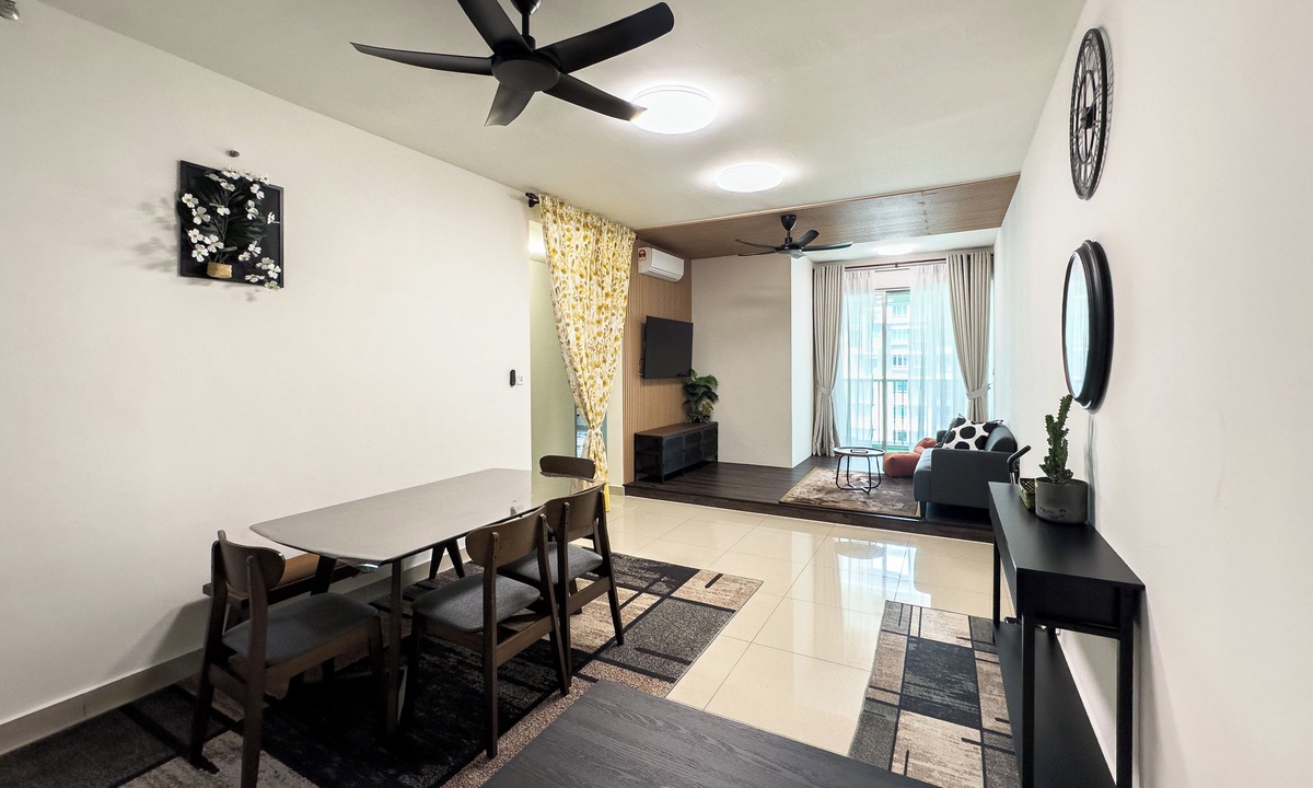 Sungai Buloh Apartment | Residensi Suasana Damai by Airhost