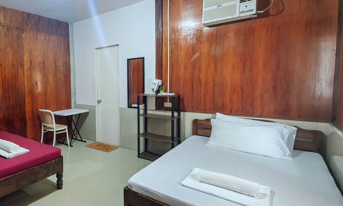 Port Barton Hotel | Eashanti's Place Port Barton