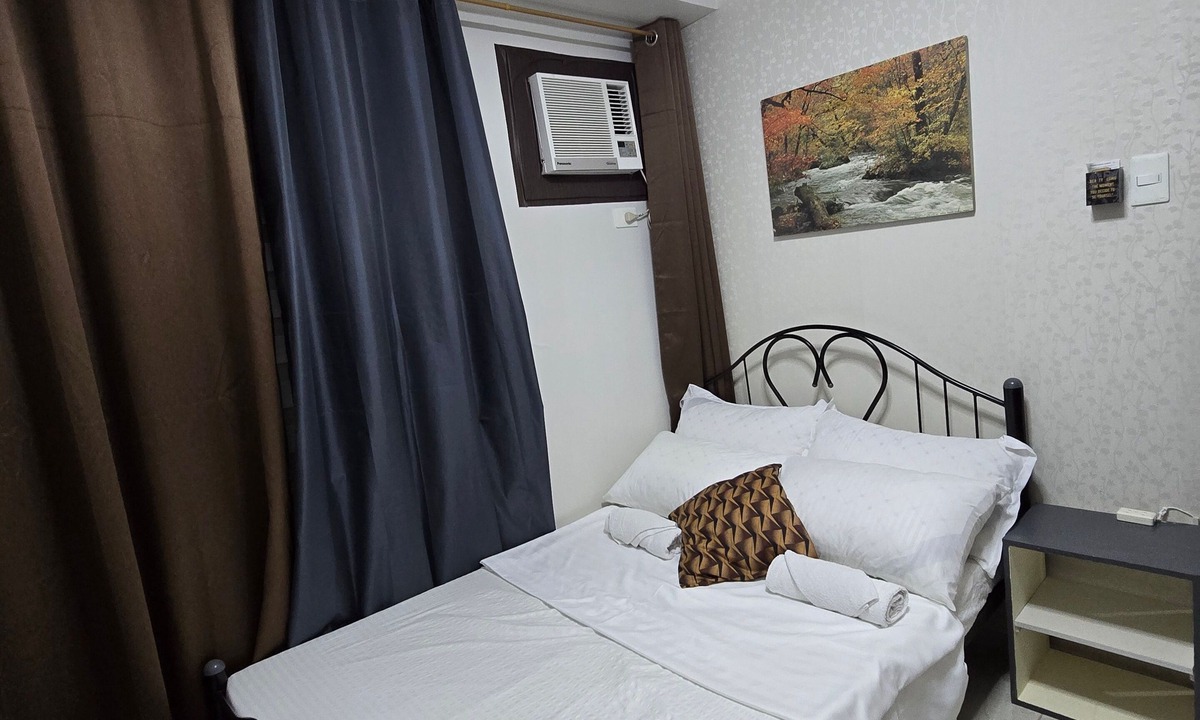 Mandaue Condo | Charming Fully Furnished 3-bedroom Condo in Mandaue City, Cebu