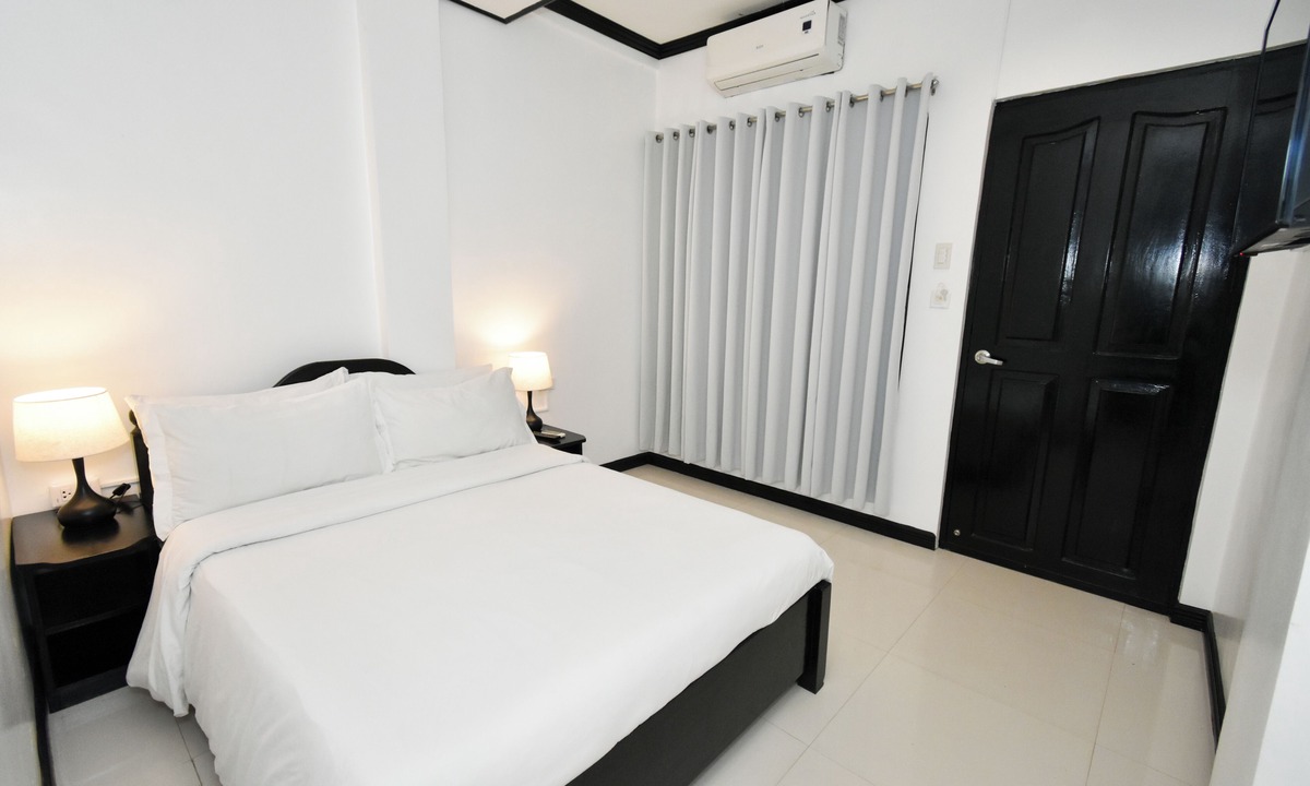 Barangay Buena Suerte Hotel | Swiftlets Inn