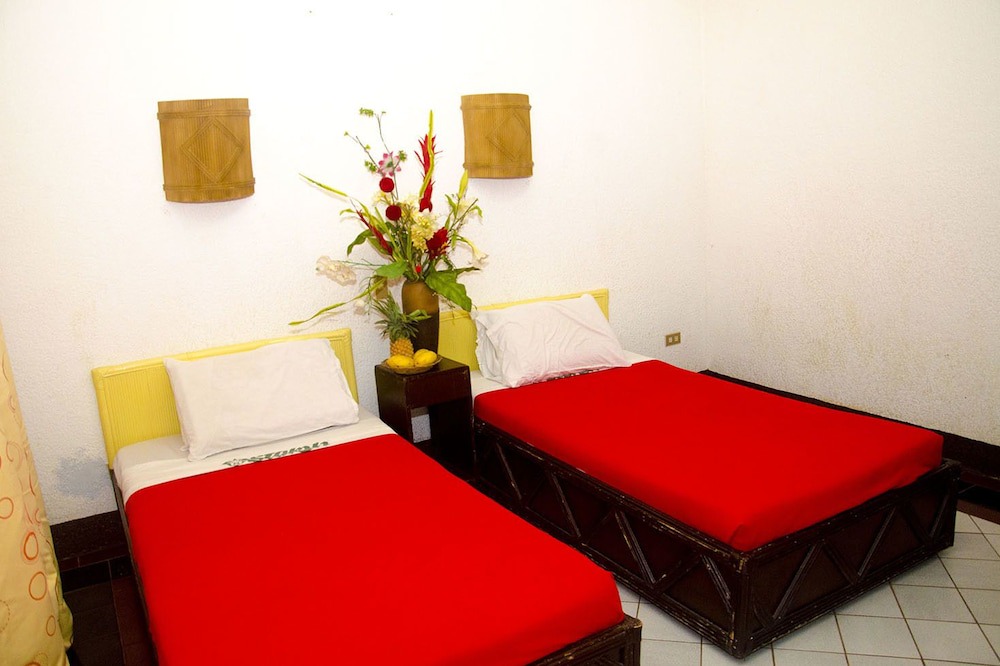 Compostela Resort | Estaca Bay Gardens Conference Resort