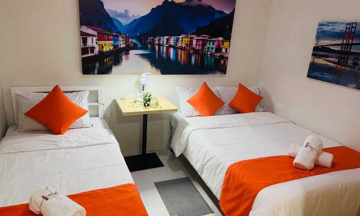 Dasmarinas Hotel | Townhouse Oak Kegama Residences