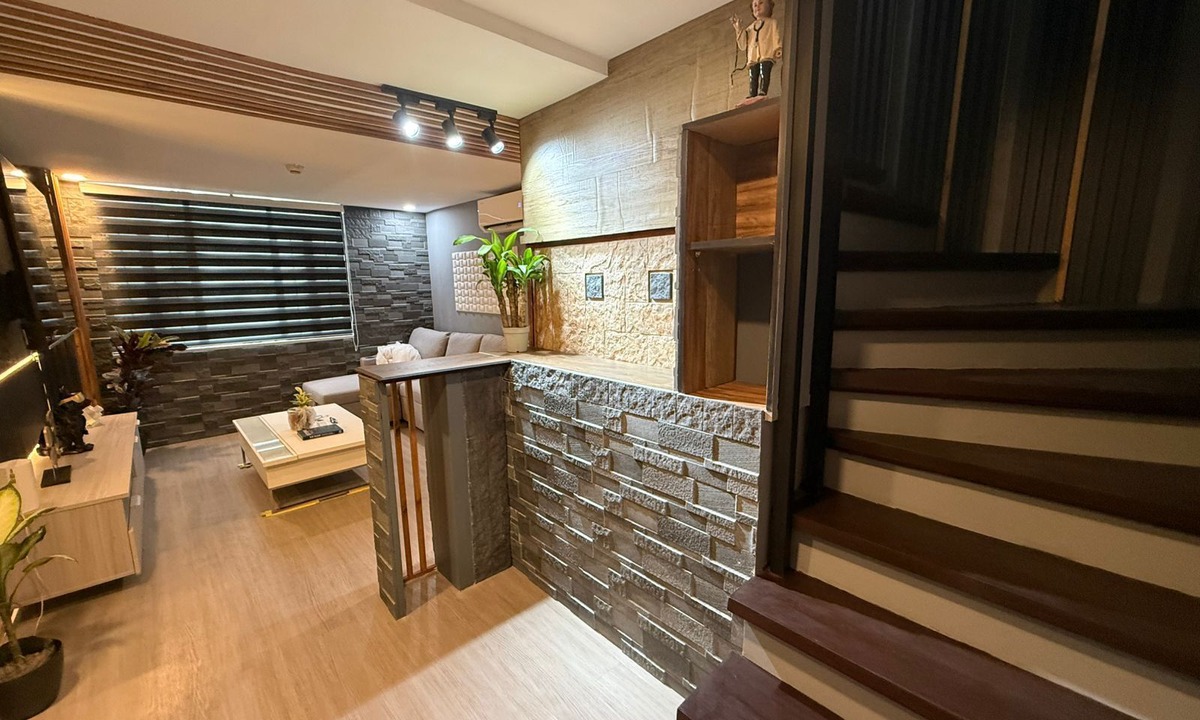 Highway Hills Apartment | Califnia Gardens Square
