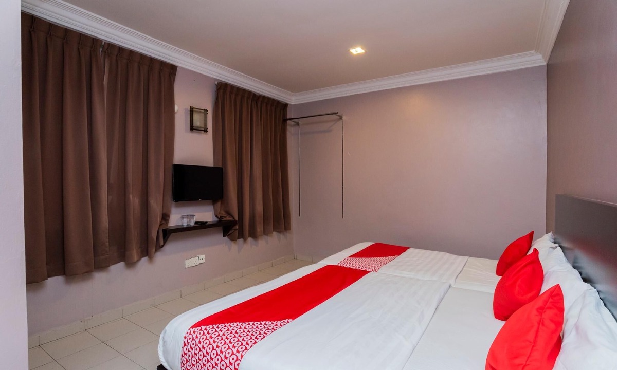 Taman Johor Jaya Hotel | Golden Horse Hotel