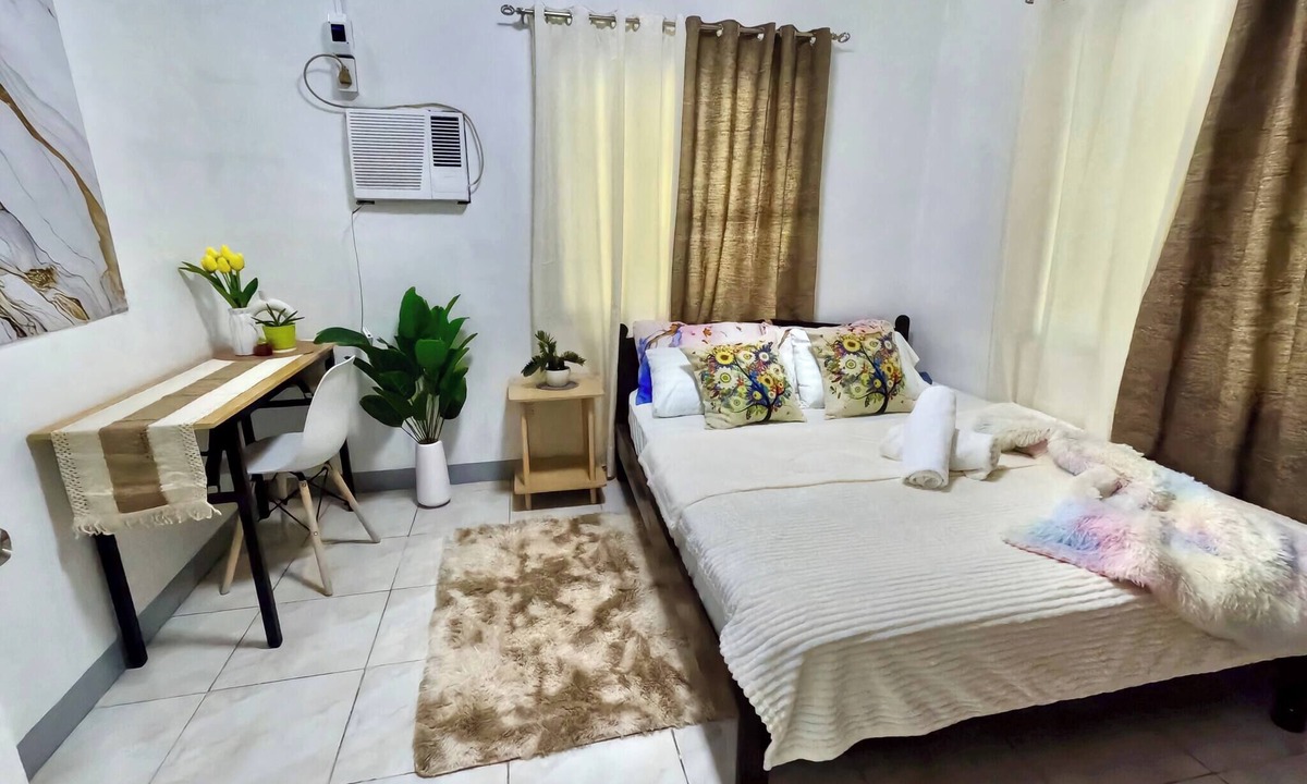 General Santos House | Bloomstone 3BR Family Suite Comfort & Convenience in General Santos City
