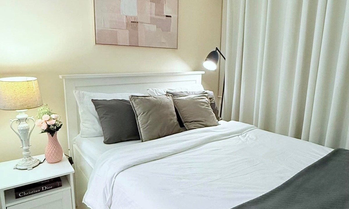 Paranaque Apartment | Arns Honesty Rm