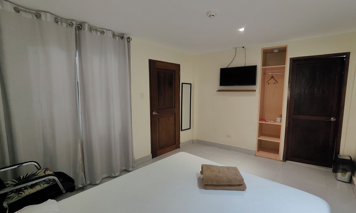 Baclayon Hotel | Elicon Suites Resort Bohol near City Center
