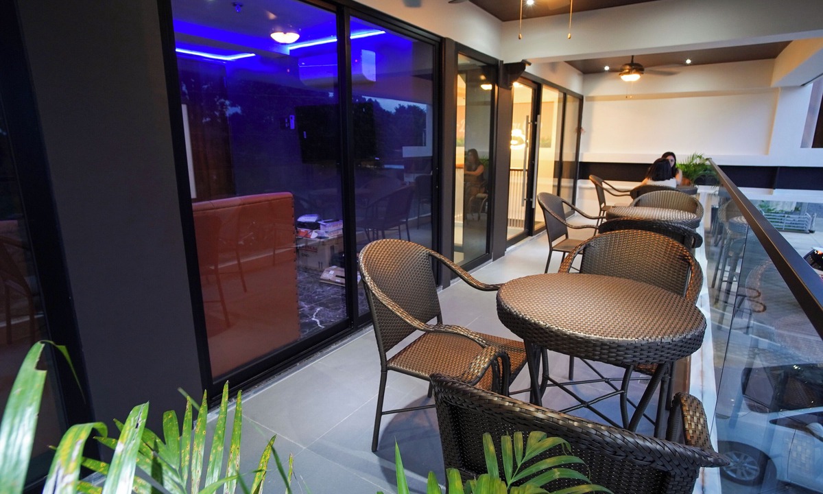 Cauayan Hotel | Gonzales Hotel