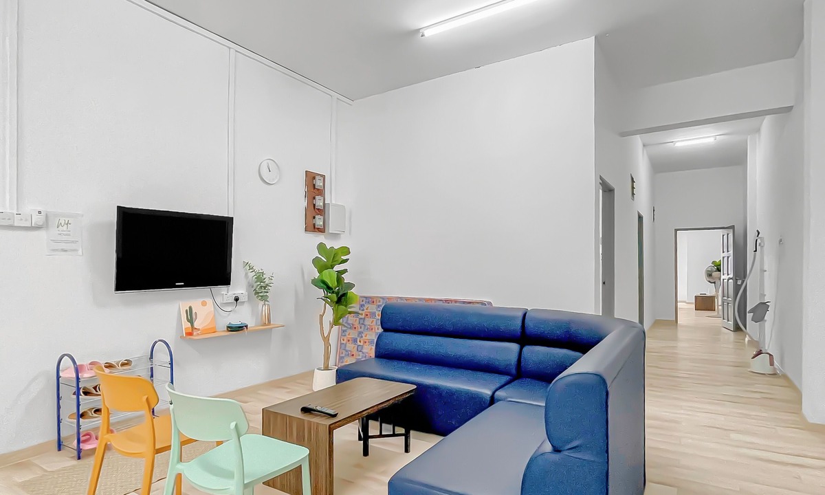 Batu Pahat Hostel | 3 Bedroom