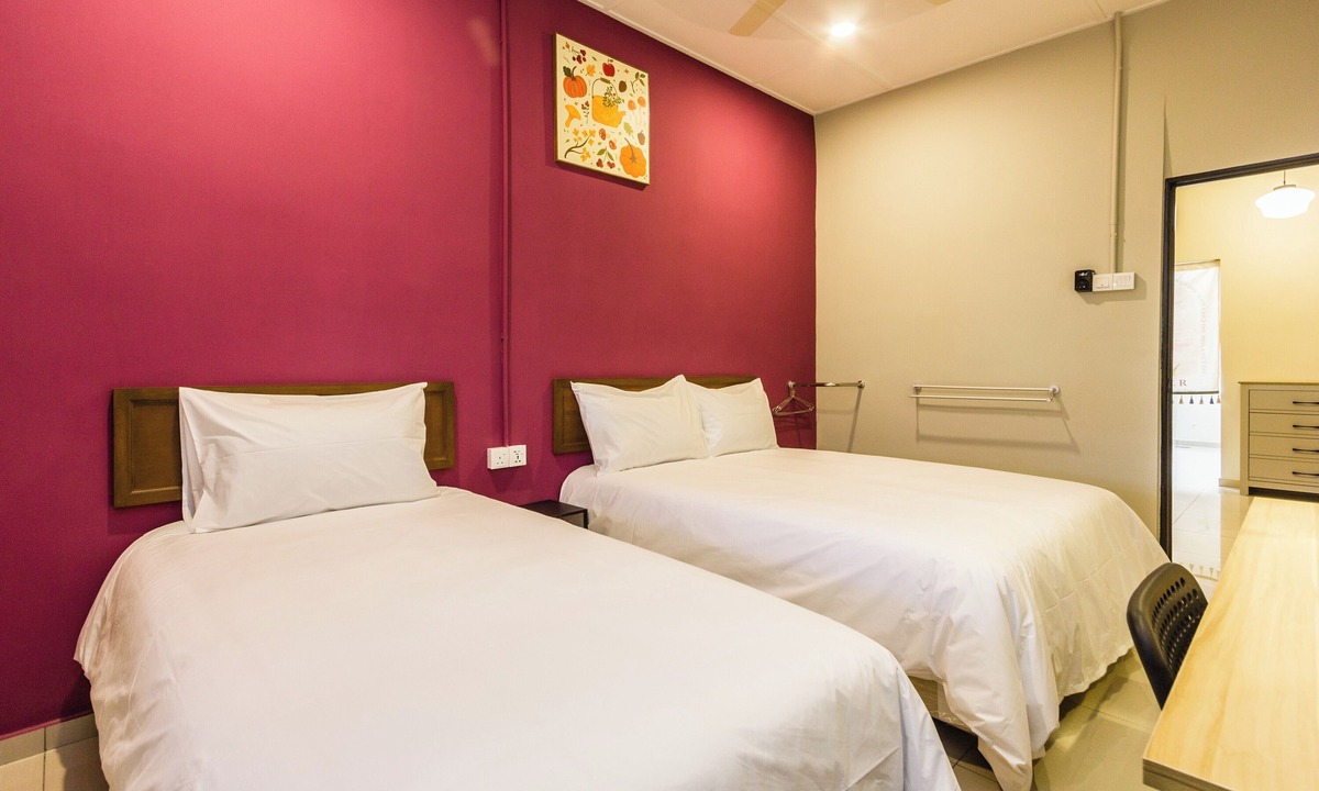 Central Seberang Perai House | Kimsar 3BR Family Inn by uBook