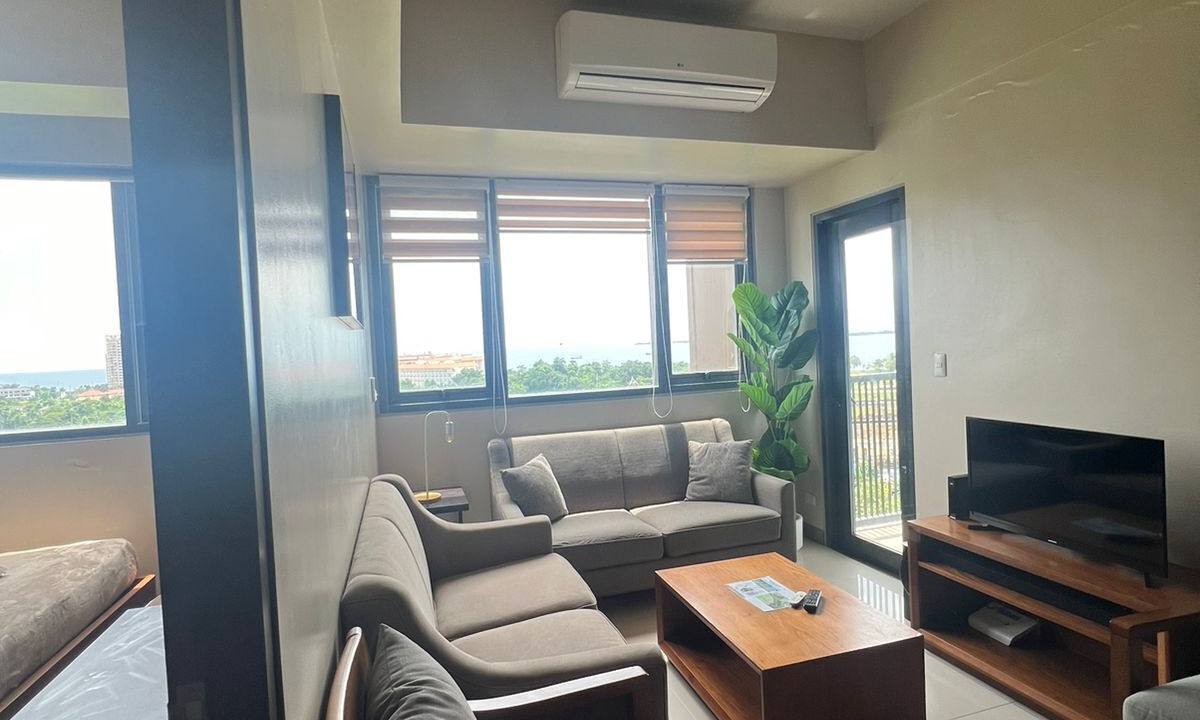 Lapu-Lapu Apartment | One Manchester Place Exec. 1BR