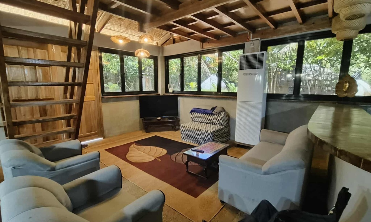 Guiuan Hotel | Calicoan Surf Retreat