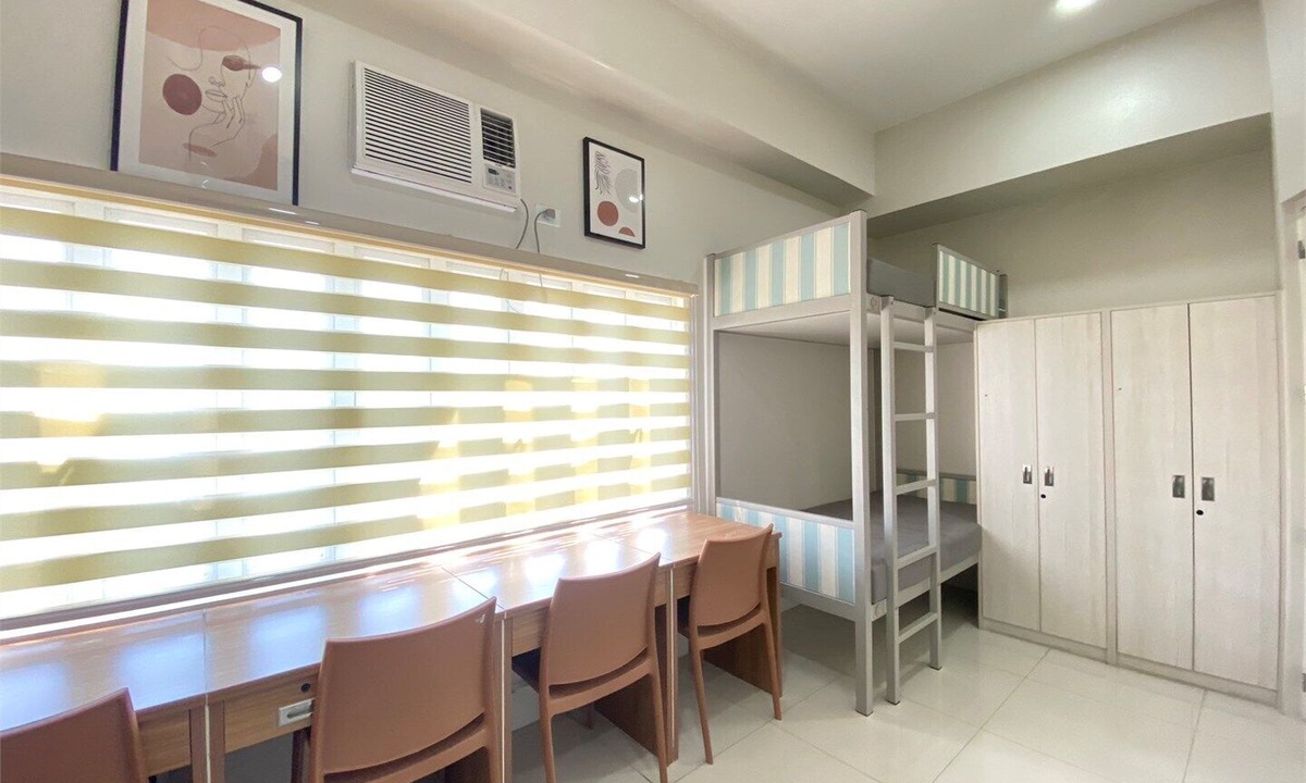 Sampaloc Hotel | UHome Lacson