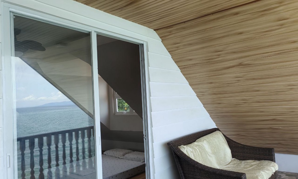Argao House | Sea Breeze Beachfront Villa Cebu
