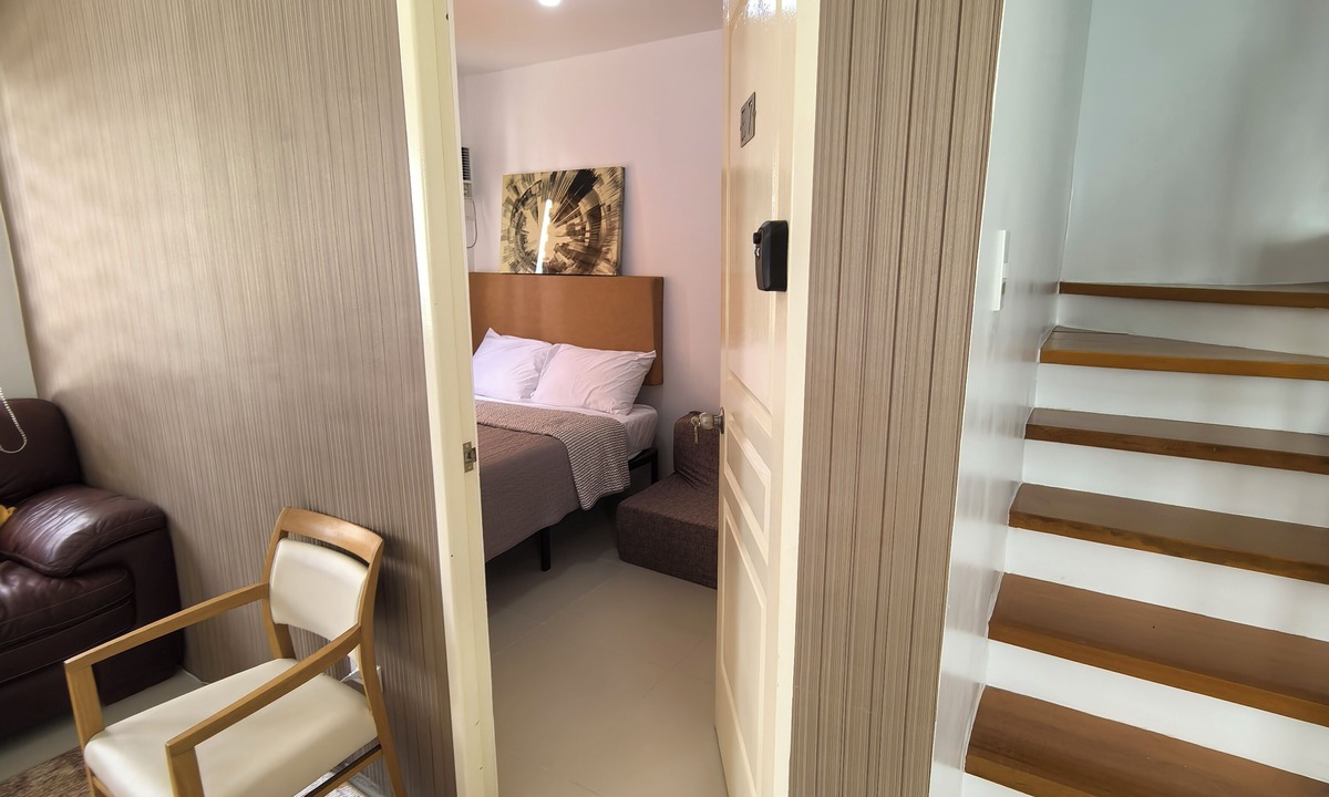 Buhangin Bed & Breakfast | Davao City Airport Transient Rooms by Lemonique
