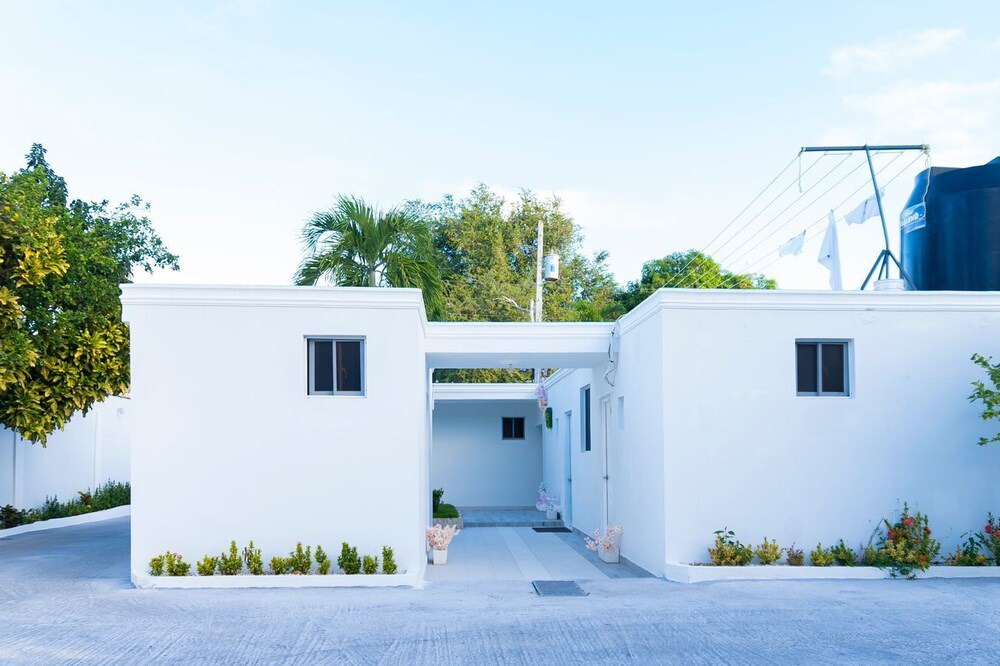 Bocacanasta House | Hotel.1325 A 2 Minutos De La Playa Cómodo y Seguro, En Bani Republica Dominicana