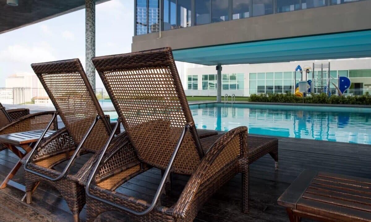 Tanjong Bidara Apartment | Unique 1BR Suite Perfect Infinity Pool