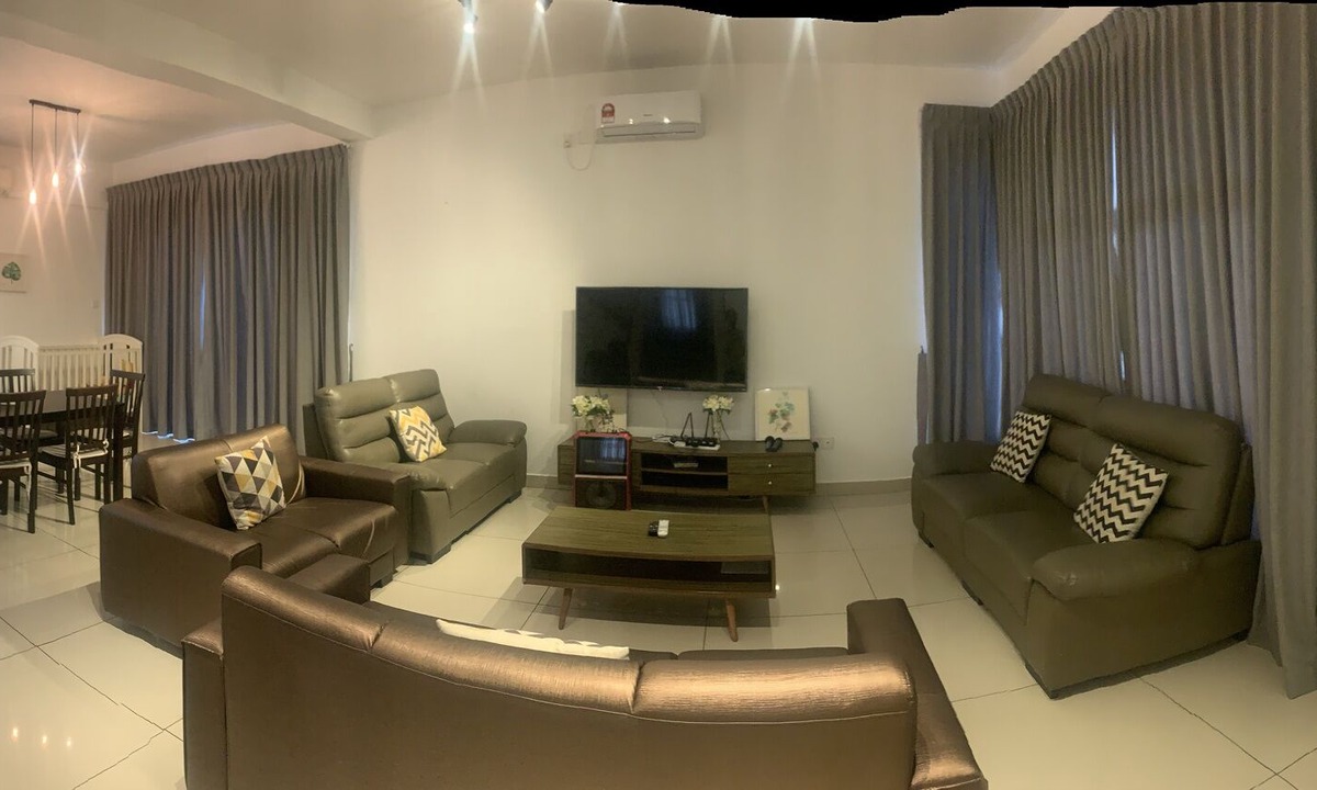 Bandar Penawar Villa | Hom Villa 16-25 pax