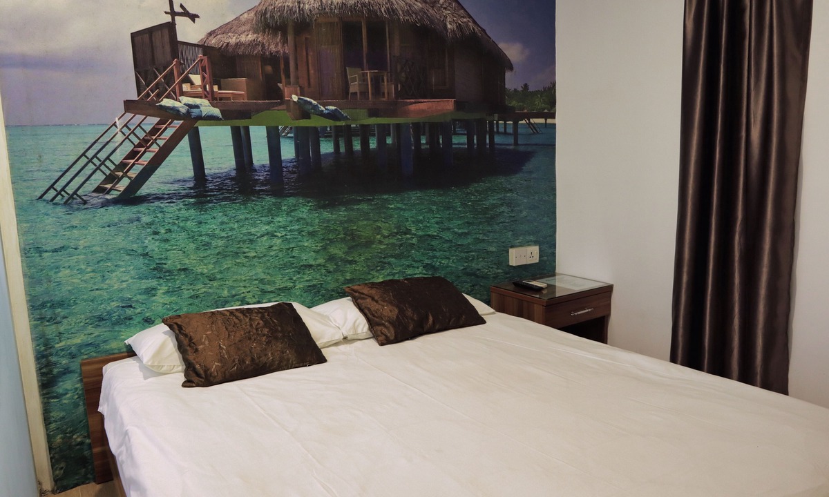 Chinatown Hotel | Rain Forest Hotel