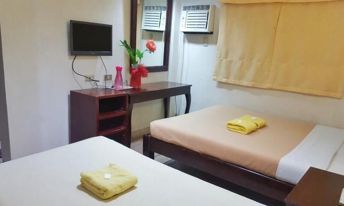 Iloilo City Proper Hotel | City Corporate Inn