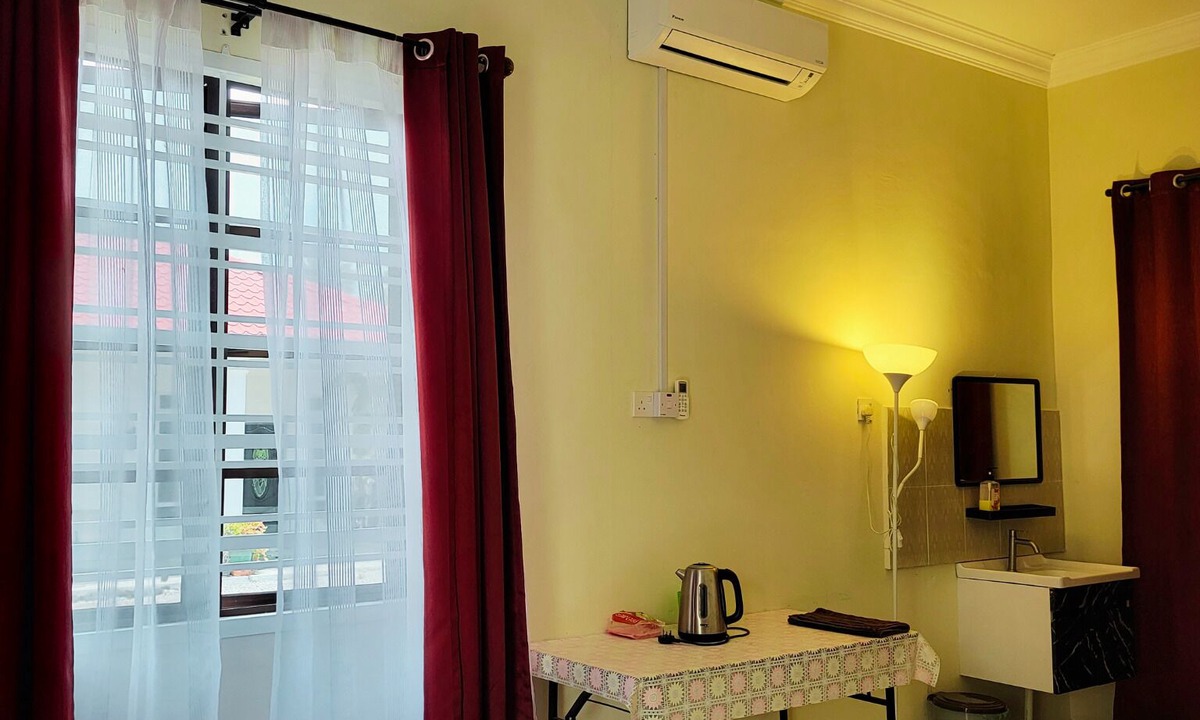 Alai Ski Chalet | Nusatuah Roomstay - Atmosphere Village of Malacca City -15 min from Banda Hilir!