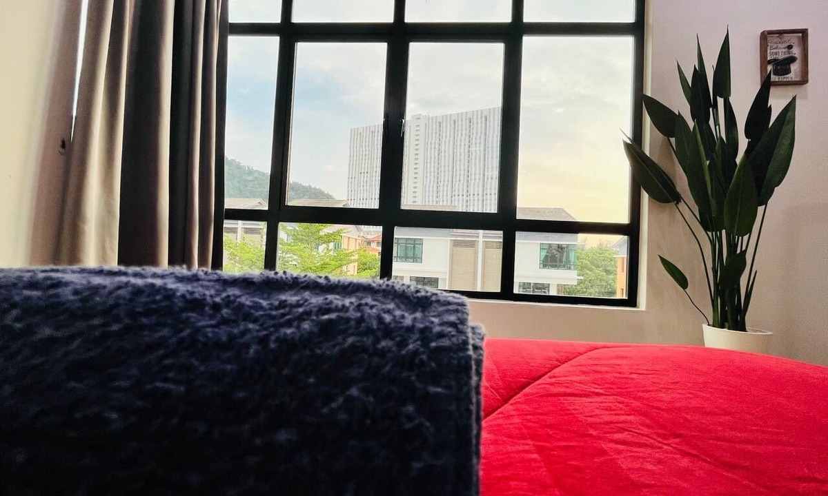 Batu Ferringhi Villa | 3 Minutes Away From Batu Feringghi Beach !