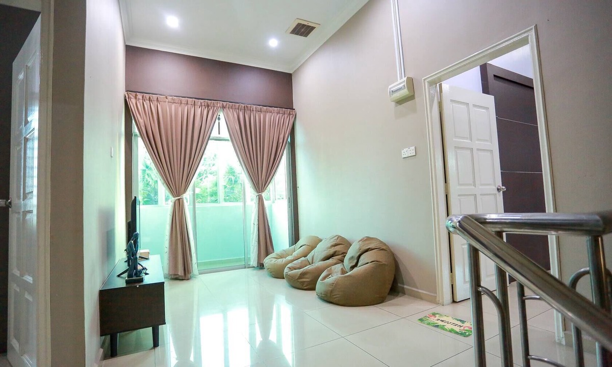 Muar District House | Vila nearby city