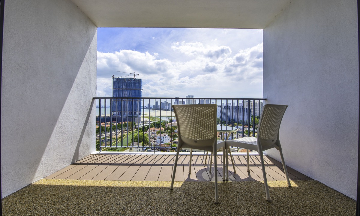 Tanjung Bungah Apartment | The Landmark by Katana