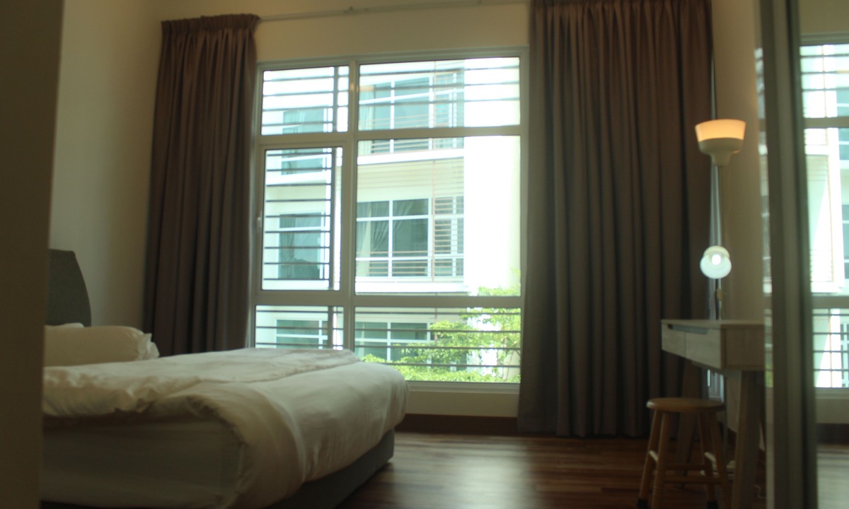 Batu Ferringhi Condo | Minimal & Cozy Holiday Stay