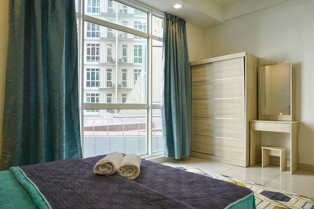 Bandar Tun Razak Apartment | Beautiful house facing infinity pool new Kuala Lumpur and Putrajaya