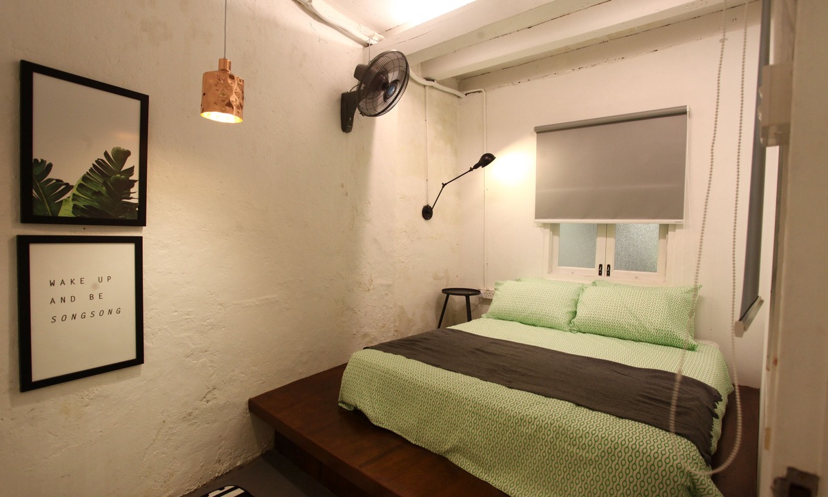 Clan Jetty House | Best location Cafe attached homestay