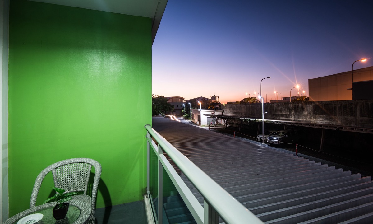 Don Bosco Condo | Azure Tropical Paradise in your Backyard