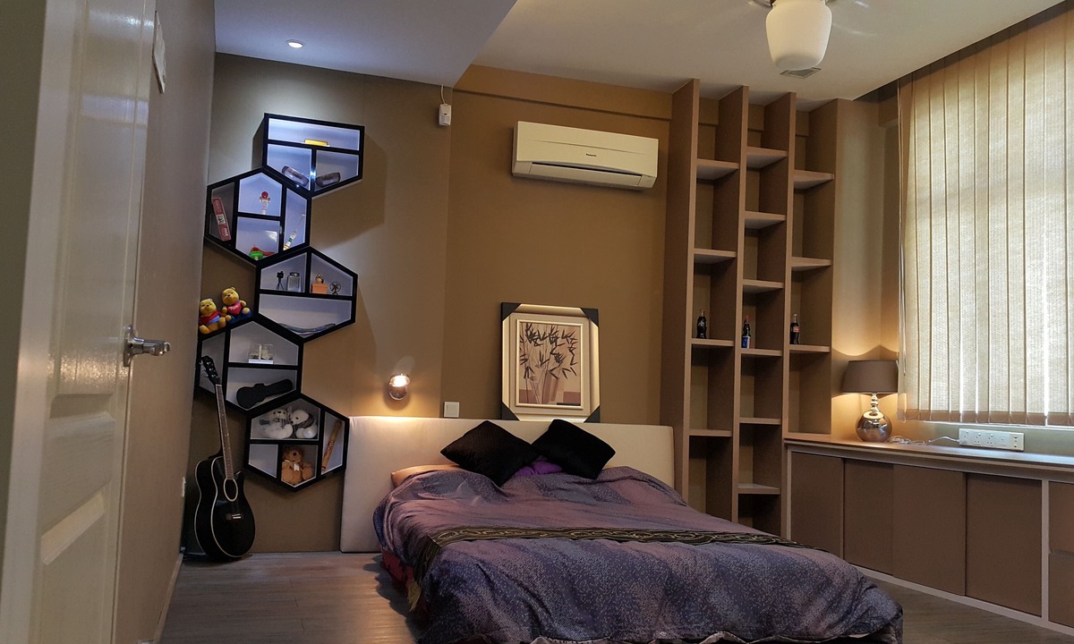 Klang Sentral Apartment | designer cozy spacious kitchen and living hall apartment