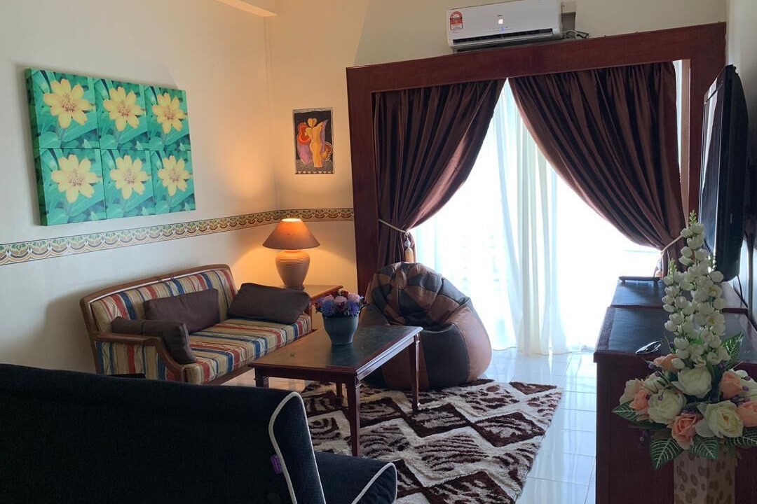 Tanjung Bungah Resort | Luxury seafront resort home
