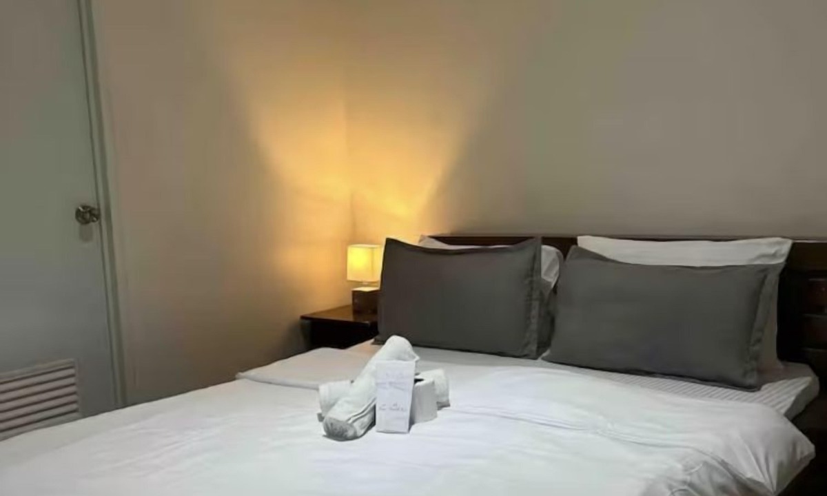 Dauis Condo | Cozy Resort Stay with Pool at Ashelma Resort