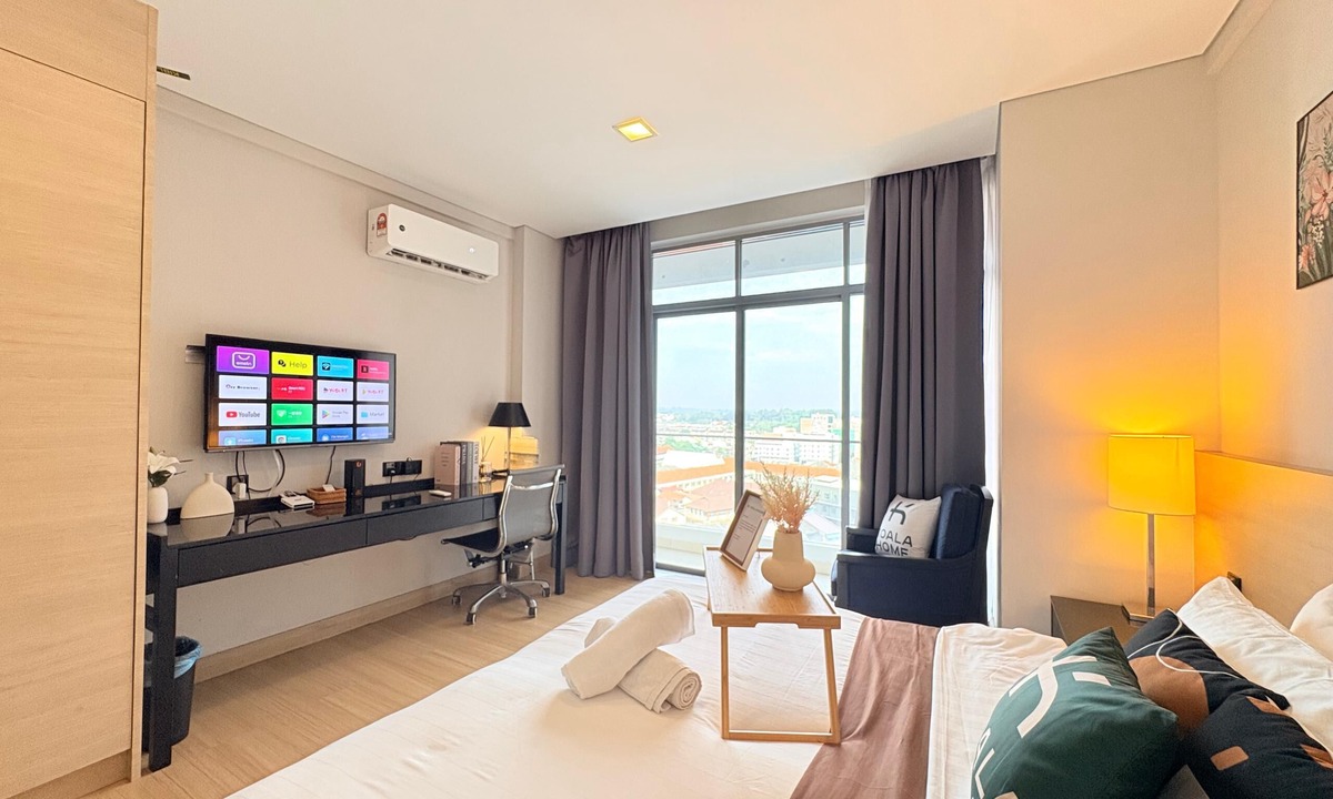Taman Melaka Raya Apartment | The Straits Residence by Koala