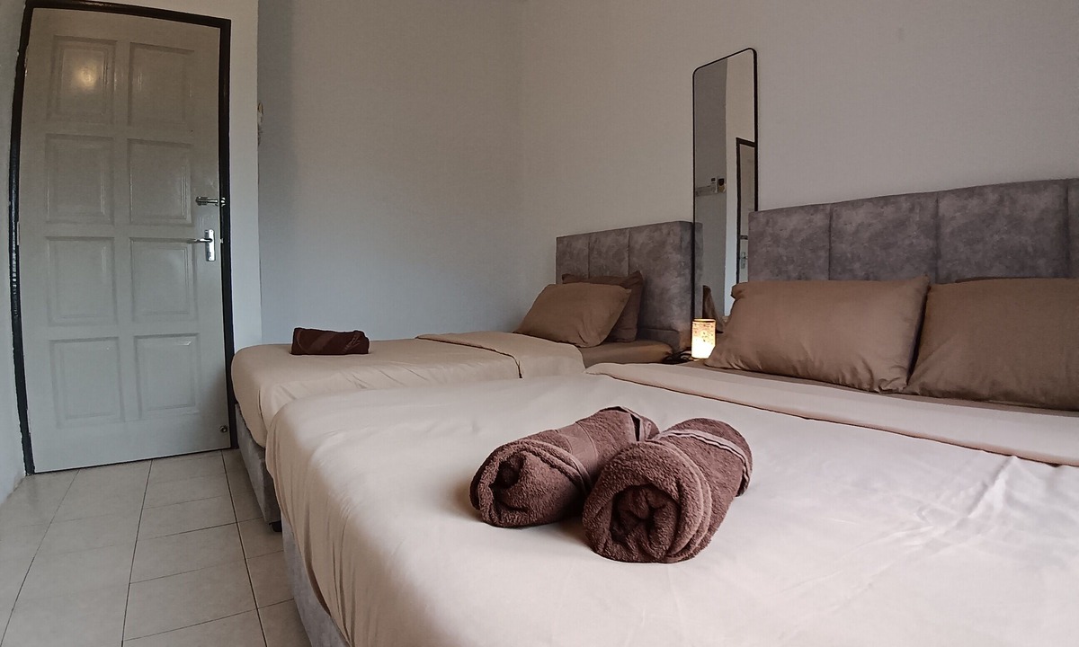 Hulu Kinta House | Cozy 4BR homestay in Tambun,Ipoh—Wi-Fi, kitchen,near attractions.Family-friendly