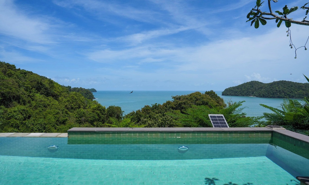 Pantai Tengah House | Hornbill Estate - Premium Luxury Villa - Private Beachfront